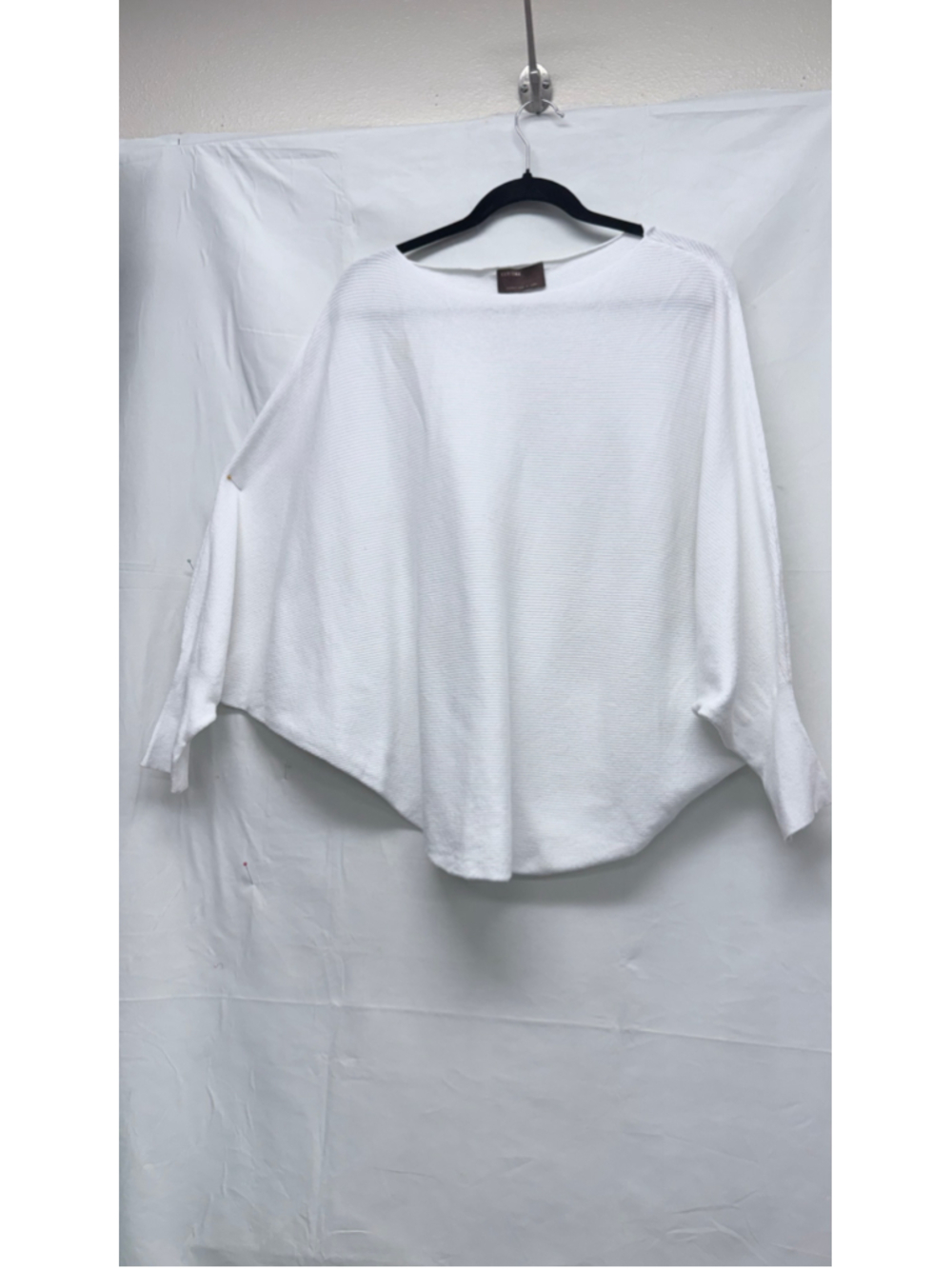 Women's Kerisma White Long Sleeve Ribbed Batwing Tee Size M/L